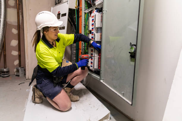 Best Affordable Electrician  in Keokuk, IA